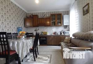 Дом 140м², 2-этажный, посуточно,