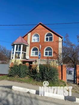 Дом 240м², 3-этажный, посуточно,