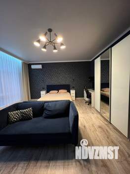 Дом 220м², 2-этажный, участок 3 сот.