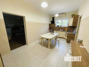 Дом 208м², 2-этажный, участок 7 сот.