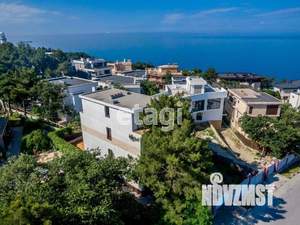 Дом 358м², 3-этажный, участок 5 сот.