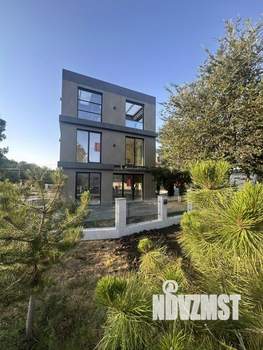 Таунхаус 220м², 3-этажный, участок 4 сот.