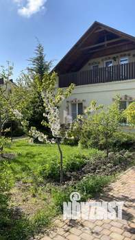 Дом 208м², 2-этажный, участок 7 сот.