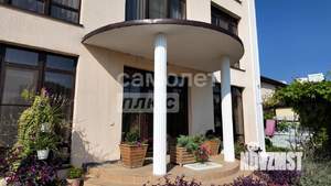 Дом 424м², 3-этажный, участок 7 сот.