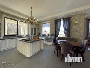 Дом 296м², 2-этажный, участок 5 сот.