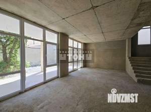 Коттедж 208м², 2-этажный, участок 3 сот.