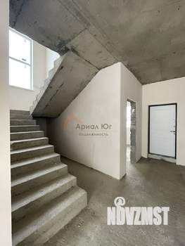 Дом 204м², 2-этажный, участок 3 сот.