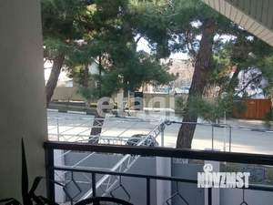 Дом 400м², 3-этажный, участок 6 сот.