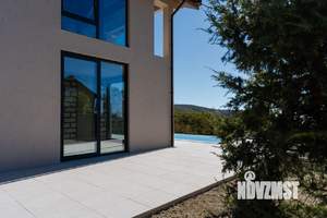 Дом 174м², 2-этажный, участок 6 сот.