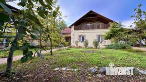 Дом 208м², 2-этажный, участок 8 сот.