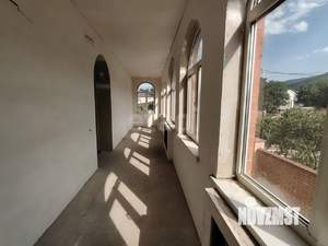 Дом 611м², 3-этажный, участок 7 сот.