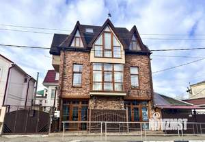 Дом 143м², 3-этажный, участок 1 сот.