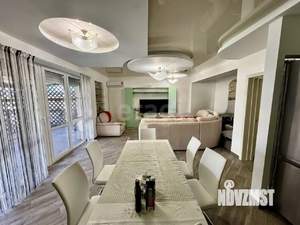 Таунхаус 197м², 3-этажный, участок 2 сот.