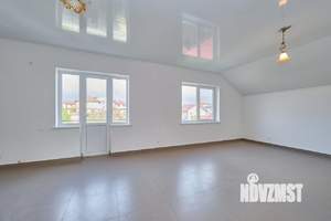 Дом 486м², 3-этажный, участок 6 сот.