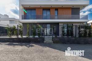 Дом 261м², 2-этажный, участок 5 сот.