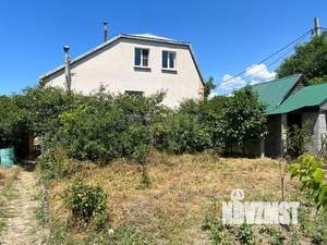 Дом 235м², 3-этажный, участок 8 сот.