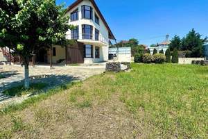 Дом 300м², 3-этажный, участок 11 сот.