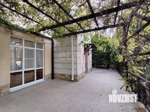 Дом 255м², 2-этажный, участок 9 сот.