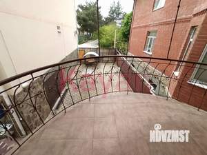 Дом 200м², 2-этажный, участок 3 сот.