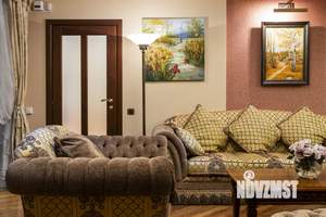 Дом 566м², 3-этажный, участок 13 сот.