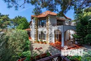 Коттедж 380м², 3-этажный, участок 6 сот.