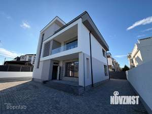 Дом 322м², 3-этажный, участок 4 сот.