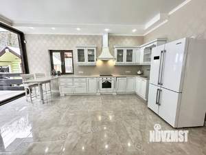 Дом 172м², 2-этажный, участок 9 сот.