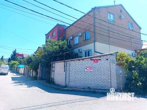 Дом 545м², 4-этажный, участок 305 сот.