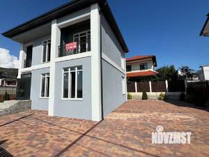 Дом 174м², 2-этажный, участок 4 сот.