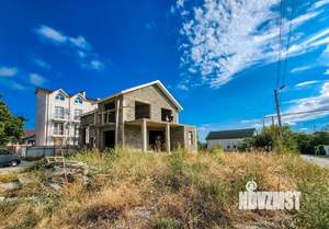 Дом 180м², 2-этажный, участок 5 сот.