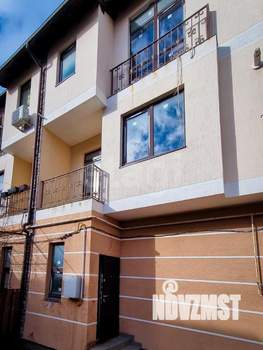 Таунхаус 135м², 3-этажный, участок 6 сот.