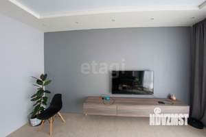 Дом 330м², 3-этажный, участок 6 сот.