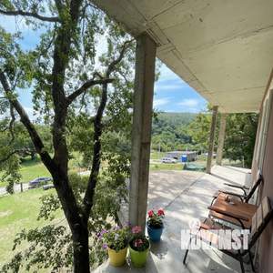 Дом 260м², 3-этажный, участок 8 сот.