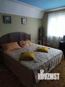 Дом 235м², 3-этажный, участок 8 сот.