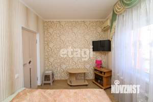 Дом 295м², 3-этажный, участок 6 сот.