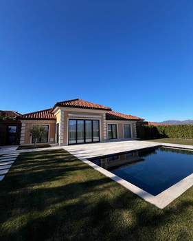 Дом 131м², 1-этажный, участок 7 сот.