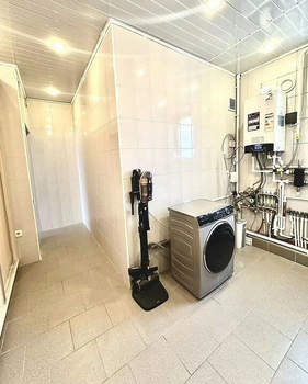 Дом 260м², 3-этажный, участок 3 сот.