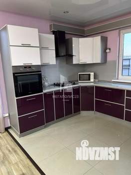 Дом 320м², 3-этажный, участок 7 сот.