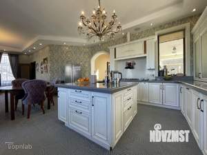 Дом 296м², 2-этажный, участок 5 сот.