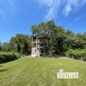 Дом 260м², 3-этажный, участок 8 сот.