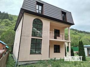 Дом 291м², 3-этажный, участок 4 сот.