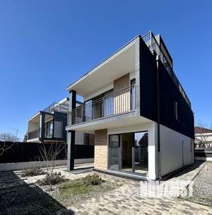 Дом 280м², 2-этажный, участок 4 сот.