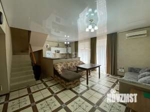 Дом 111м², 3-этажный, участок 3 сот.