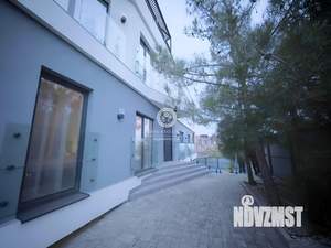 Коттедж 267м², 3-этажный, участок 4 сот.