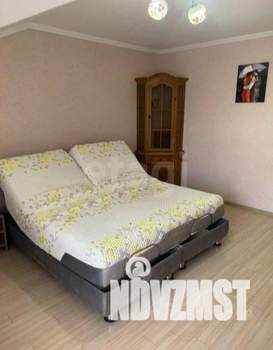 Дом 250м², 3-этажный, участок 3 сот.