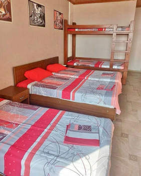 Дом 340м², 4-этажный, участок 6 сот.