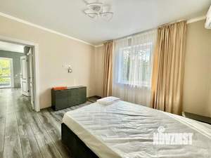 Дом 190м², 2-этажный, участок 5 сот.