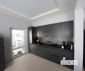 Дом 330м², 3-этажный, участок 6 сот.