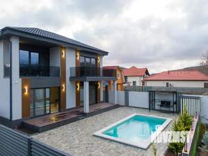 Дом 280м², 2-этажный, участок 4 сот.