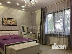 Дом 270м², 2-этажный, участок 4 сот.